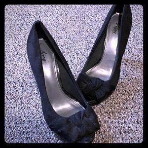 Black open toe heels